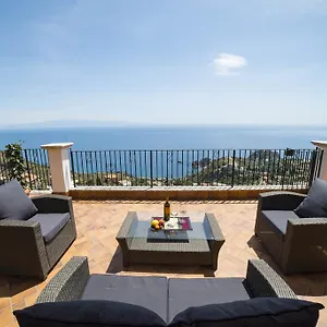 Sofia , Taormina Italië