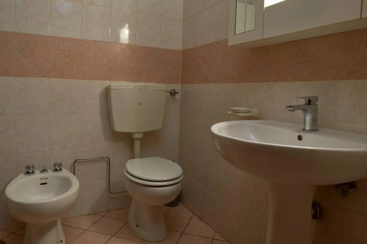 La Casa Di Gloria - Residence Affitta Camere Badia Prataglia